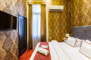 Deluxe Single Room4