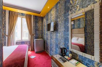 Deluxe Single Room8
